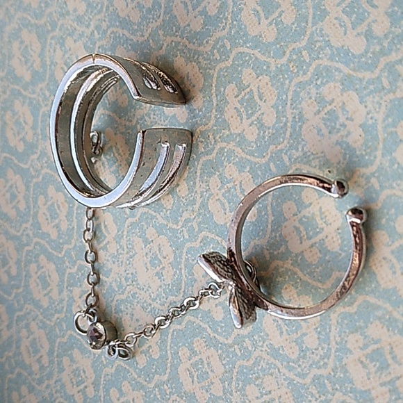 Silver Chain Double Ring Set with Butterfly - Picture 4 of 4